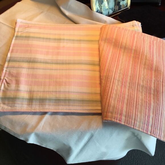 Handmade Set of 4 Placemats - Picture 7 of 9